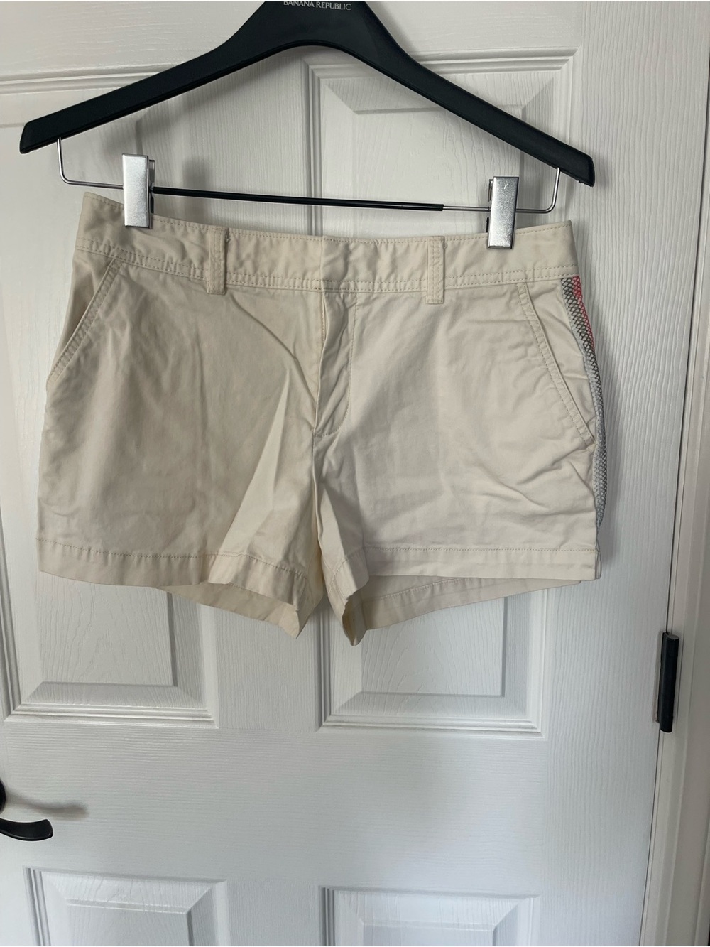 GAP Cream Cotton Chino Shorts